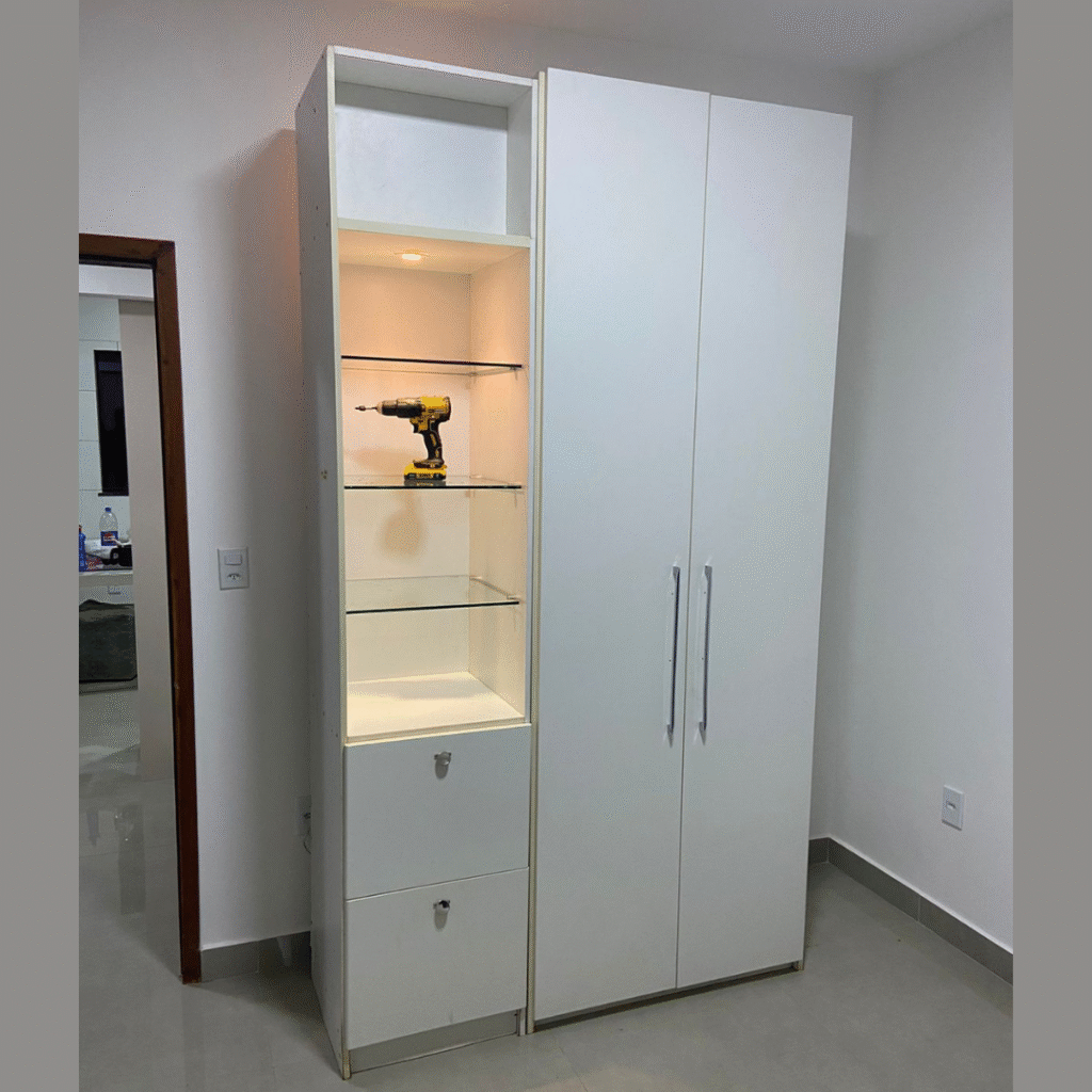 Montagem Guarda Roupas Infantil